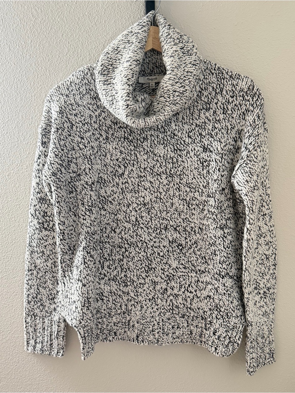 Women's Madewell Black and Off-White Marled Cowl Neck Sweater - XS